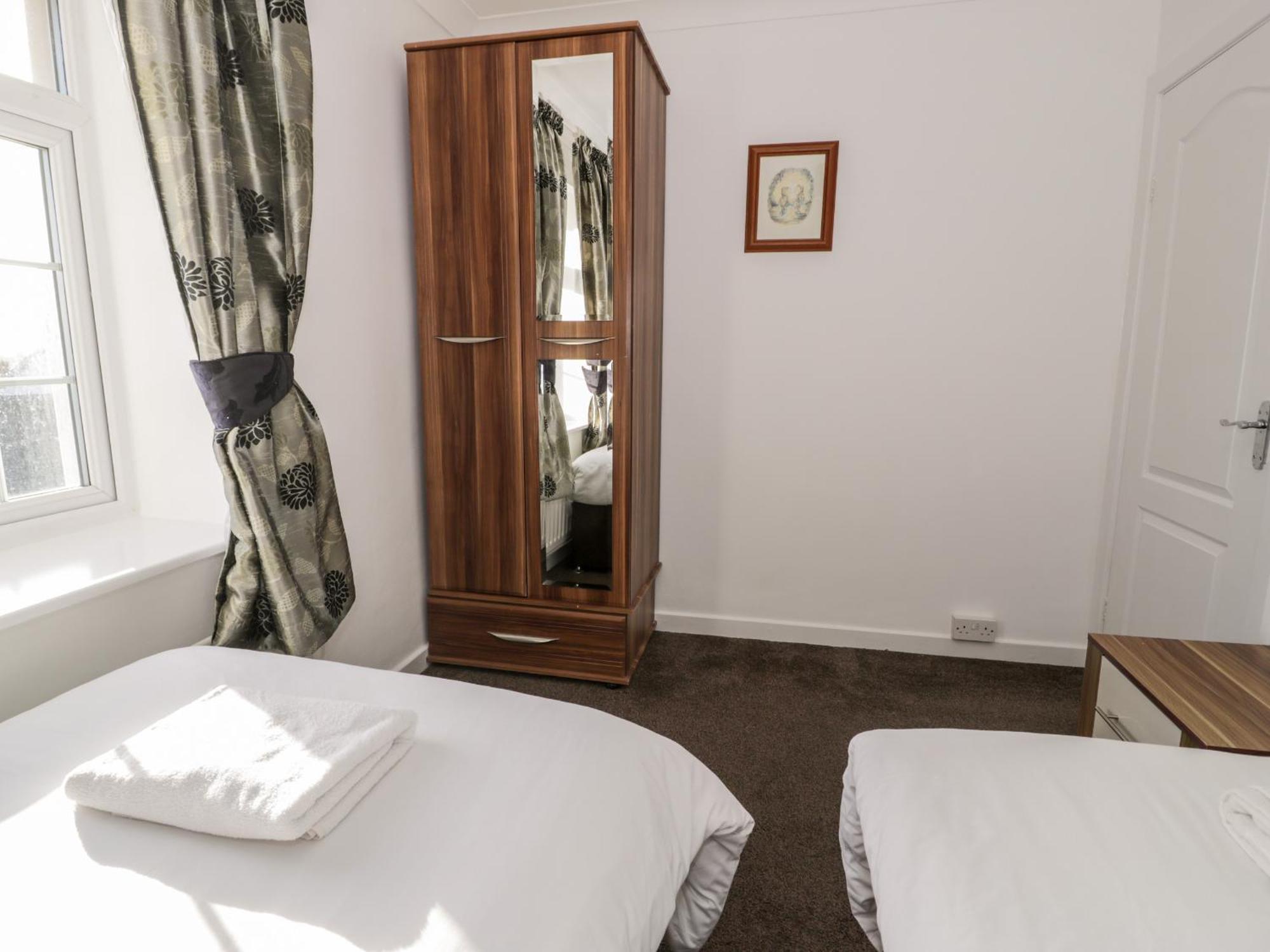 Villa Halcyon Moelfre Esterno foto
