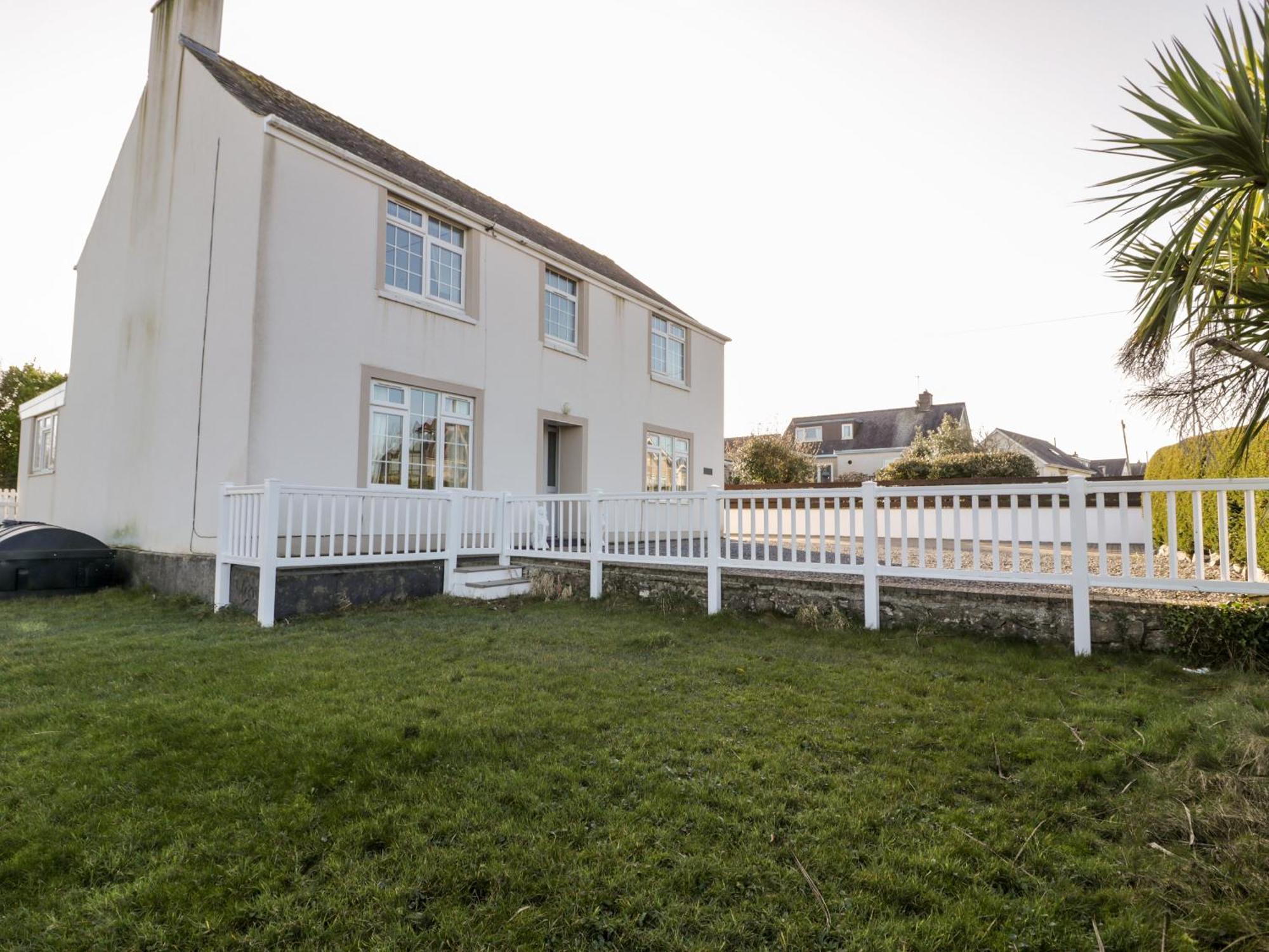 Villa Halcyon Moelfre Esterno foto